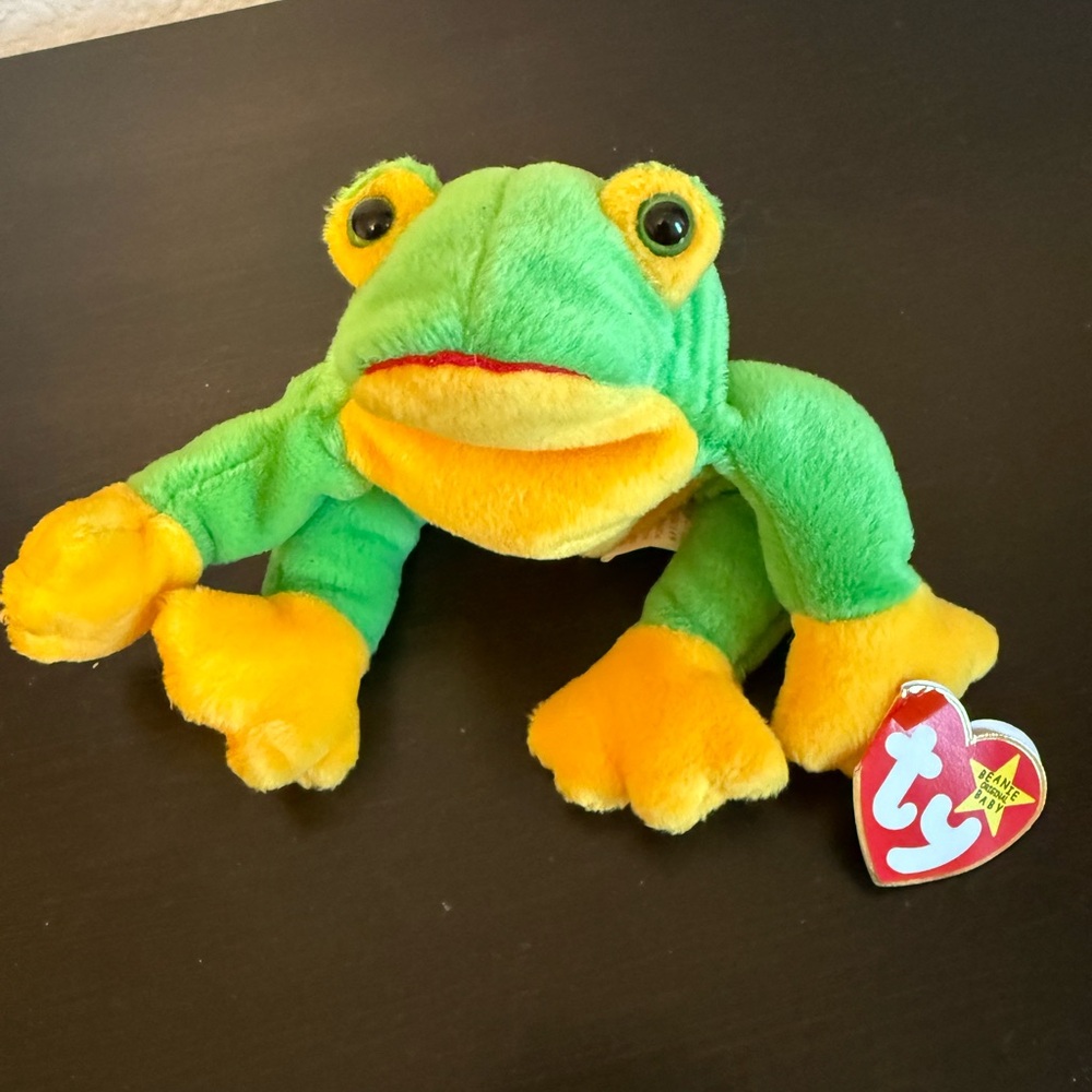 Ty Beanie Baby - Smoochy the Frog